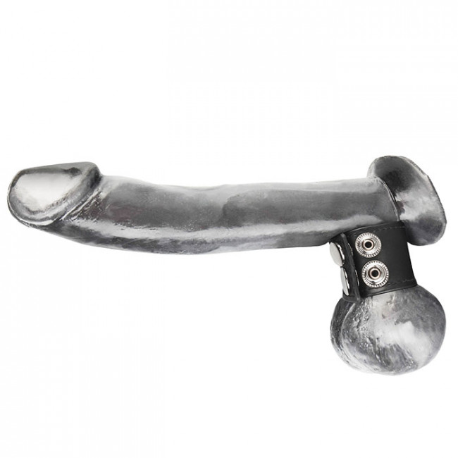 Хомут-утяжка для мошонки из искусственной кожи на клепках SNAP BALL STRETCHER, BlueLine Хомут-утяжка для мошонки из искусственной кожи на клепках SNAP BALL STRETCHER, BlueLine