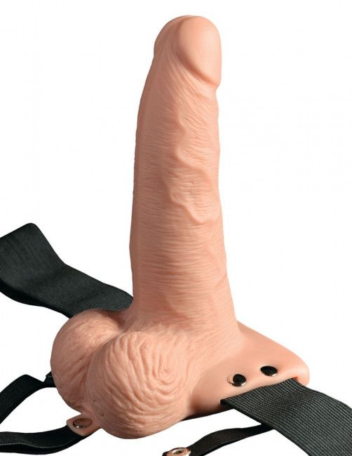 Телесный перезаряжаемый вибрострапон 6" Hollow Rechargeable Strap-On Remote - 17,5 см.