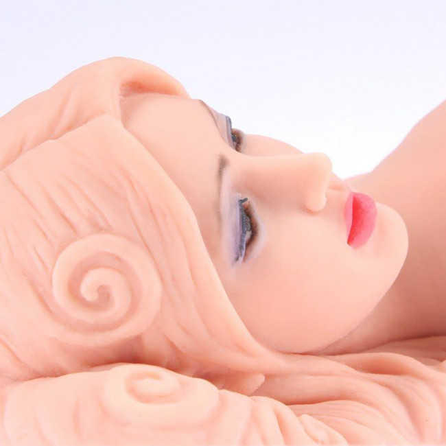Мастурбатор Valentina в виде девушки на простыне, KOKOS