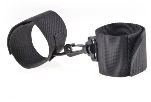 Мягкие нейлоновые наручники с карабином Beginner's Nylon Cuffs, Pipedream