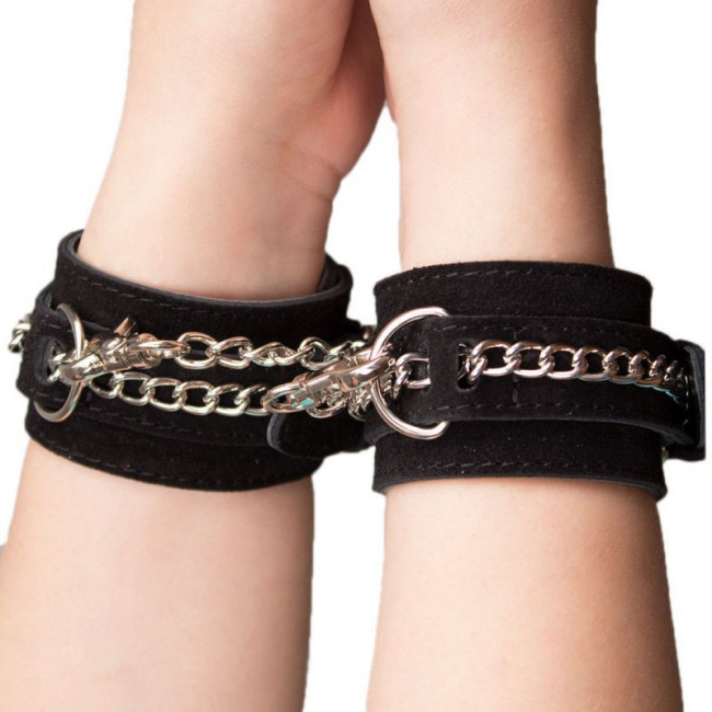 Чёрные замшевые наручники Kenzi Arm, RestArt