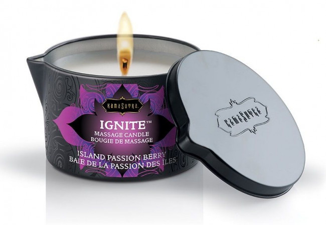 Массажная свеча Ignite ISLAND PASSION BERRY с ароматом маракуйи и папайи - 170 гр., Kama Sutra Массажная свеча Ignite ISLAND PASSION BERRY с ароматом маракуйи и папайи - 170 гр., Kama Sutra