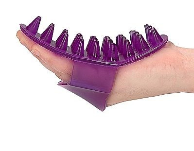 Фиолетовая массажная рукавичка Massage Spikes, Shots Media BV Фиолетовая массажная рукавичка Massage Spikes, Shots Media BV