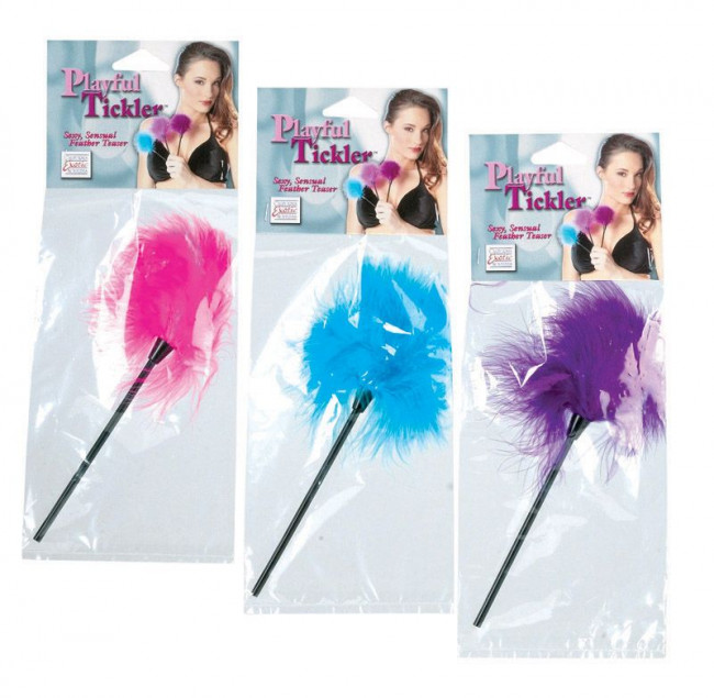 Яркая перьевая кисточка для любовных игр Playful Tickler, California Exotic Novelties