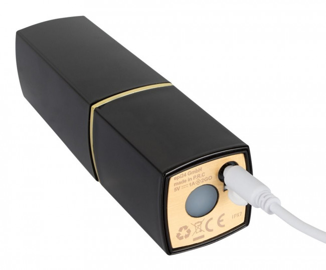 Бесконтактный стимулятор клитора в форме помады Womanizer W-260 2GO в чёрном корпусе, Womanizer