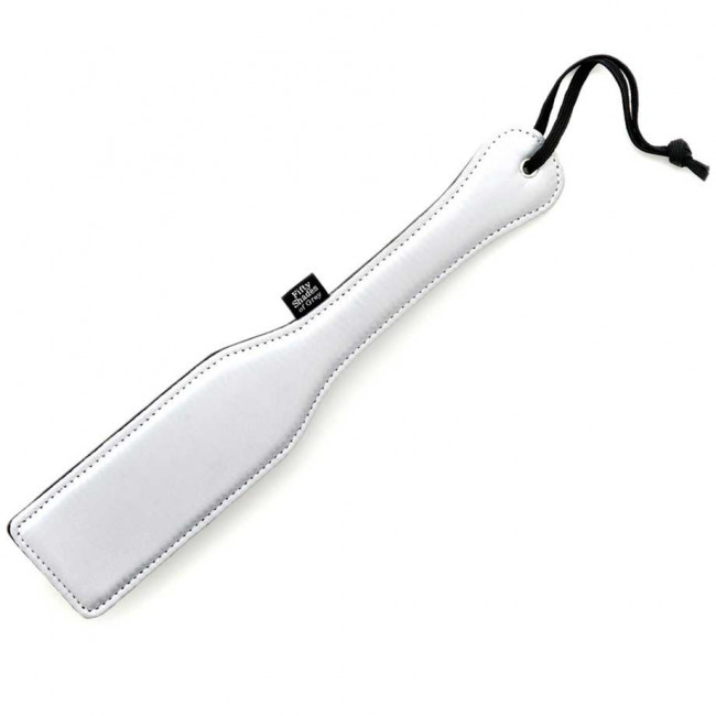Двусторонняя сатиновая шлепалка Satin Spanking Paddle - 32 см., Fifty Shades of Grey Двусторонняя сатиновая шлепалка Satin Spanking Paddle - 32 см., Fifty Shades of Grey