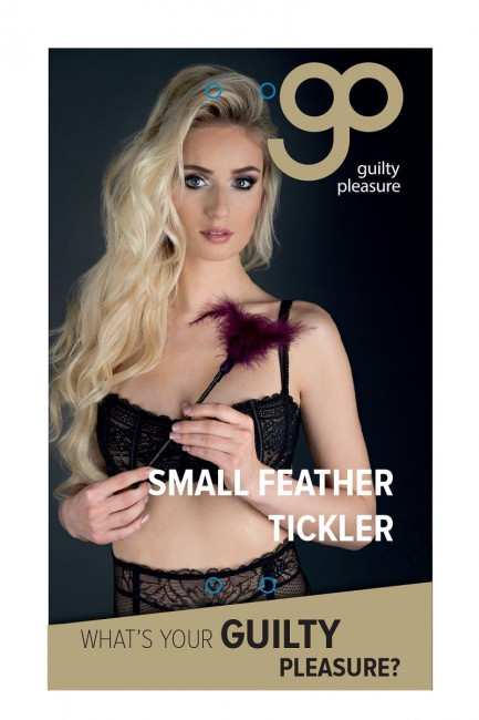 Пластиковая метелочка с фиолетовыми пёрышками Small Feather Tickler - 32 см., Blush Novelties Пластиковая метелочка с фиолетовыми пёрышками Small Feather Tickler - 32 см., Blush Novelties