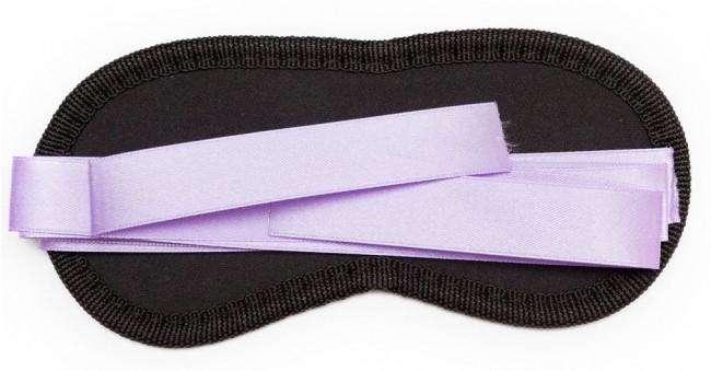 Чёрная маска на глаза Purple&Black с фиолетовыми завязками, Пикантные штучки