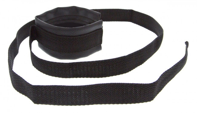 Полиуретановый ошейник с поводком Collar And Leash, Blush Novelties Полиуретановый ошейник с поводком Collar And Leash, Blush Novelties