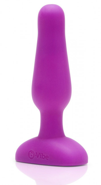 Анальная вибропробка NOVICE REMOTE CONTROL PLUG FUCHSIA - 10,2 см., b-Vibe