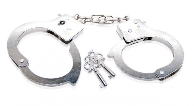 Металлические наручники Beginner's Metal Cuffs, Pipedream