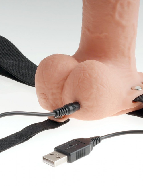 Телесный перезаряжаемый вибрострапон 7" Hollow Rechargeable Strap-on with Balls - 20,3 см. Телесный перезаряжаемый вибрострапон 7" Hollow Rechargeable Strap-on with Balls - 20,3 см.