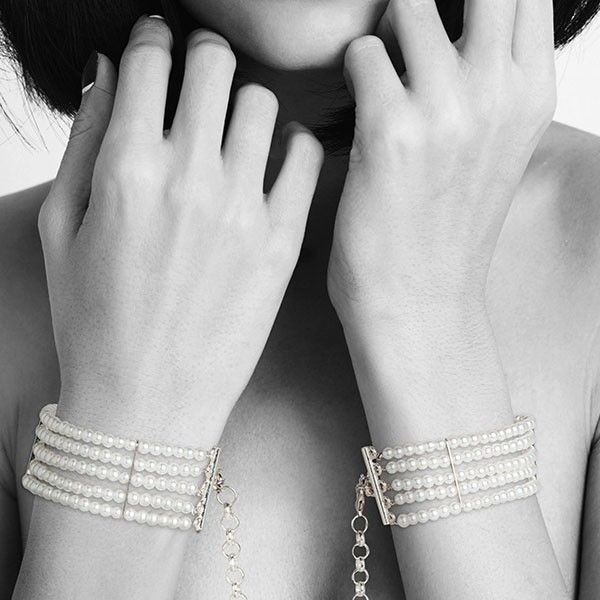 Дизайнерские наручники Plaisir Nacre Bijoux, Bijoux Indiscrets Дизайнерские наручники Plaisir Nacre Bijoux, Bijoux Indiscrets