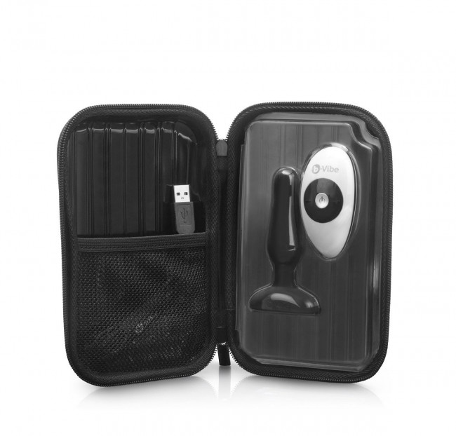 Анальная вибропробка чёрного цвета NOVICE REMOTE CONTROL PLUG BLACK - 10,2 см., b-Vibe