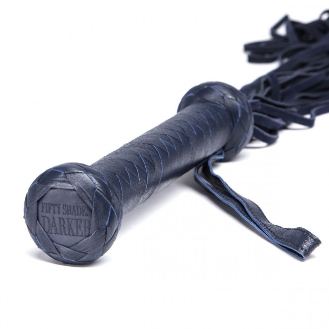 Тёмно-синий флоггер из кожи No Bounds Collection Flogger - 66 см., Fifty Shades of Grey Тёмно-синий флоггер из кожи No Bounds Collection Flogger - 66 см., Fifty Shades of Grey