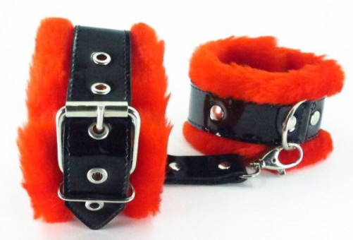 Оковы на ноги с красным мехом BDSM Light, БДСМ Арсенал