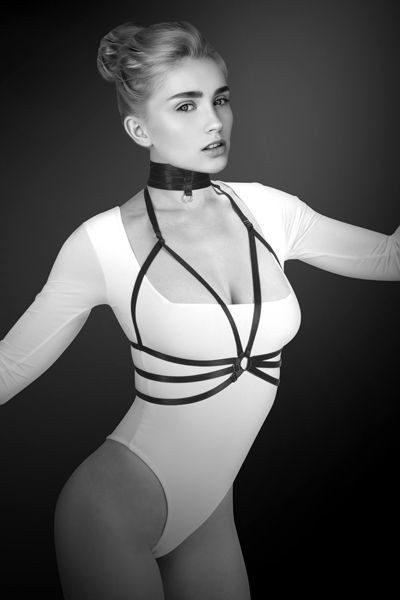 Черная упряжь на грудь Julia, Bijoux Pour Toi