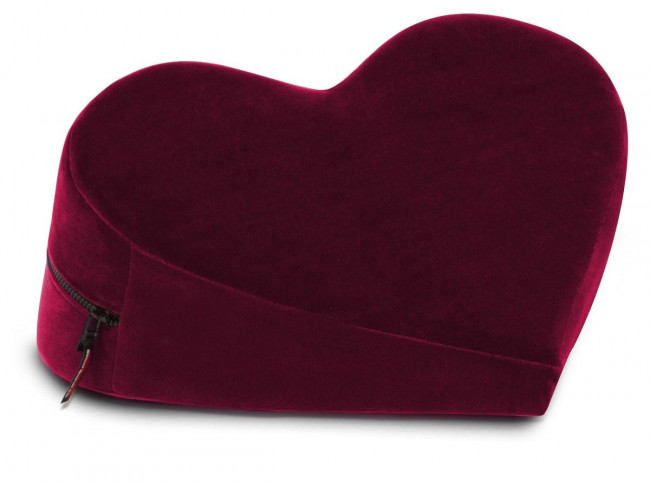 Малая бордовая подушка-сердце для любви Liberator Heart Wedge, Liberator