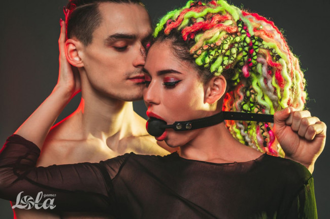 Черный силиконовый кляп-шар Dolce Vita
